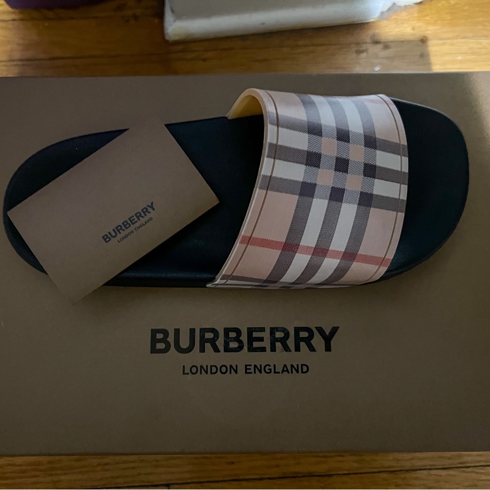 Burberry Check Pattern Slides - Picture 2 of 3